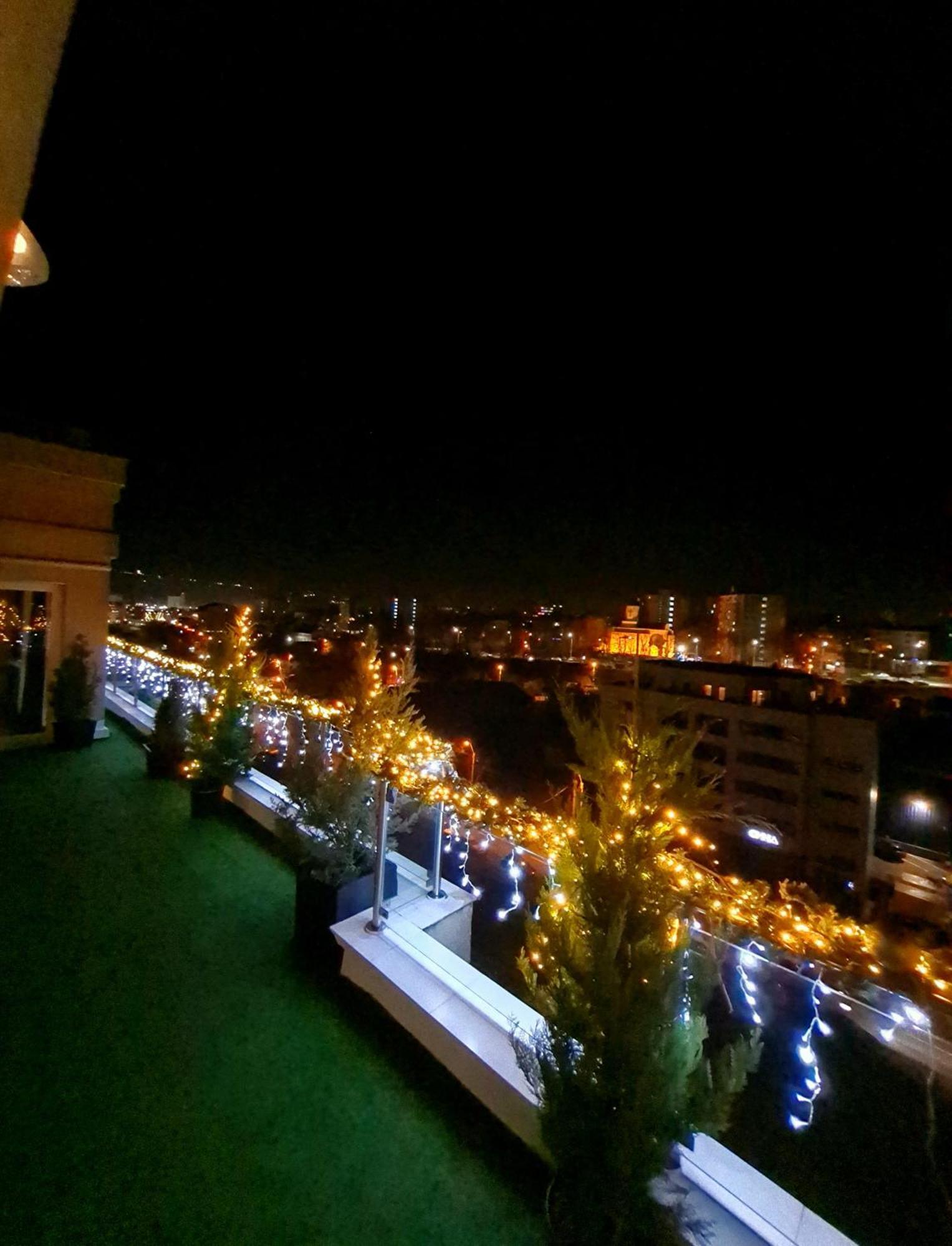 شقة Penthouse View Aeroport ياش المظهر الخارجي الصورة